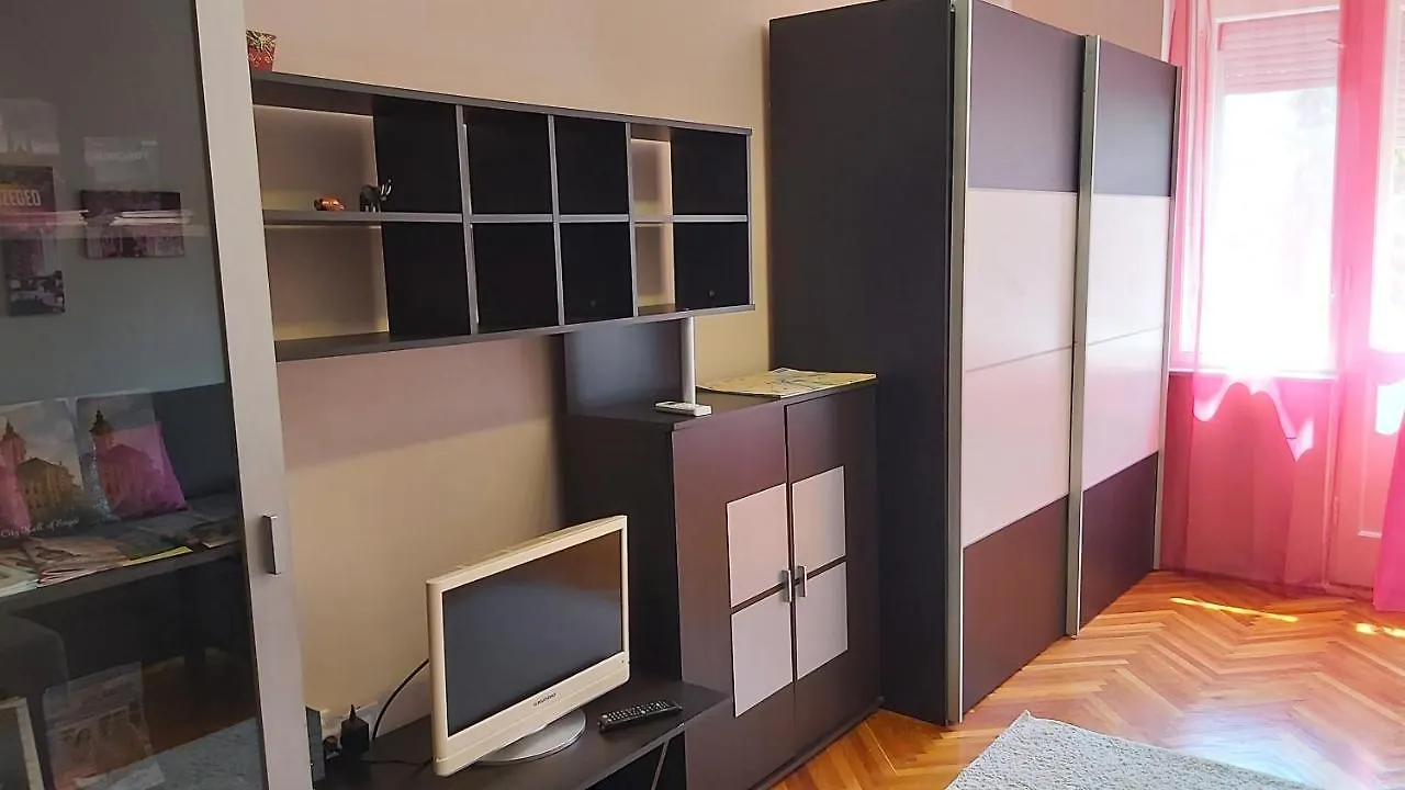 Tisza-Parti Napfeny Apartman Segedin Macaristan