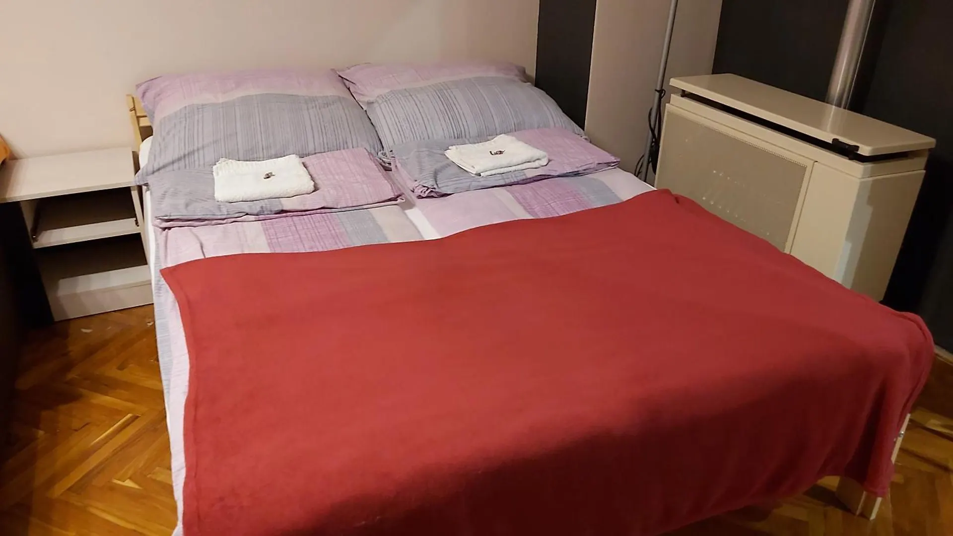Tisza-Parti Napfeny Apartman Segedin 0*,  Macaristan